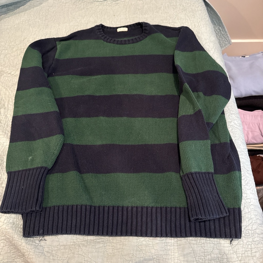 Brandy Melville Navy and Green Striped Crewneck Sweater